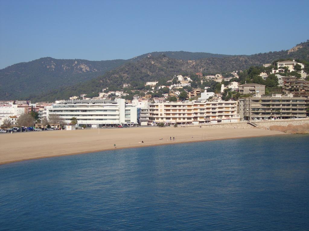 Apartaments Claudi Tossa de Mar Ngoại thất bức ảnh